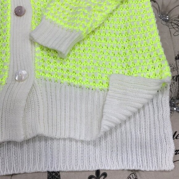 Lush Colorblock Cardigan - Picture 4 of 5